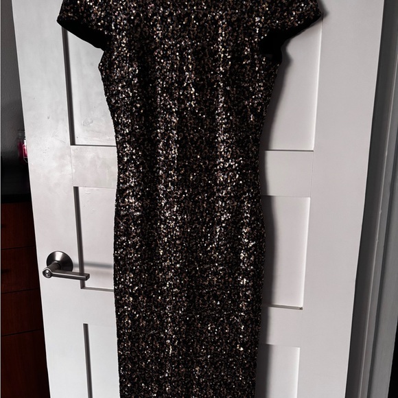 Dress the Population Black and Gold Sequin Backless Dress - Picture 2 of 5